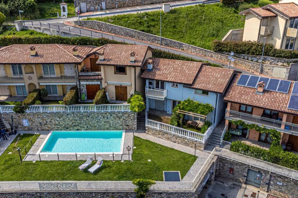 La Dolce Vita - Vista Lago E Piscina Parzanica Esterno foto